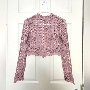 Lace cropped top long sleeve
